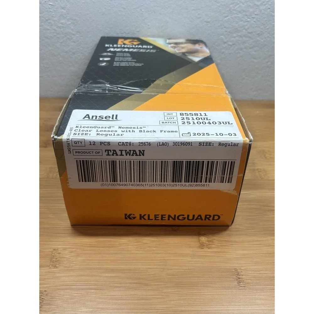 KLEENGUARD NEMESIS BLACK FRAME SAFETY GLASSES‎ WORK CLEAR LENS 25676 (12 PAIR)